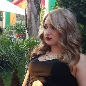 Meet your Posher, Maribel